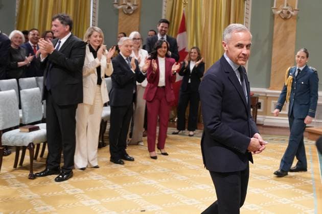 May 13, 2025, Ottawa, CANADA: Canadian Prime Minister Mark Carney, right, arrives for the cabinet swearing-in ceremony at Rideau Hall in Ottawa on Tuesday, May 13, 2025. Ottawa CANADA  - ZUMAc35_ 20250513_zaf_c35_102 Copyright: xChristinnexMuschix