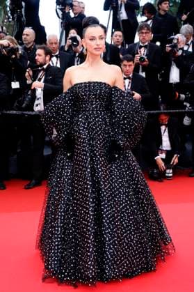 Irina Shayk bei der Opening Ceremony mit der Premiere des Kinofilms Partir un jour Leave One Day auf dem Festival de Cannes 2025 78. Internationale Filmfestspiele von Cannes im Palais des Festivals. Cannes, 13.05.2025