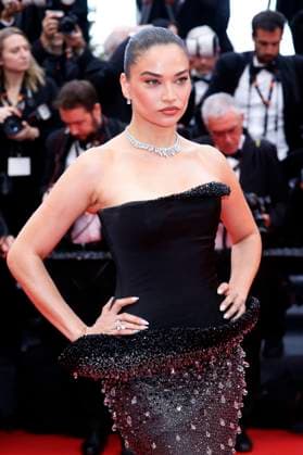 Shanina Shaik bei der Opening Ceremony mit der Premiere des Kinofilms Partir un jour Leave One Day auf dem Festival de Cannes 2025 78. Internationale Filmfestspiele von Cannes im Palais des Festivals. Cannes, 13.05.2025