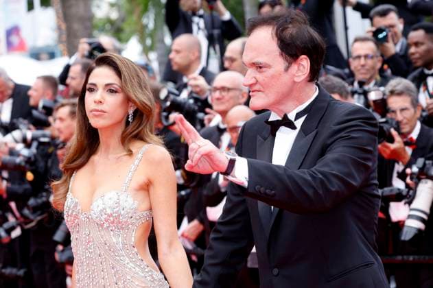 Quentin Tarantino mit Ehefrau Daniella Pick bei der Opening Ceremony mit der Premiere des Kinofilms Partir un jour Leave One Day auf dem Festival de Cannes 2025 78. Internationale Filmfestspiele von Cannes im Palais des Festivals. Cannes, 13.05.2025