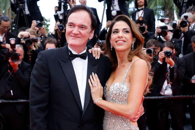 Quentin Tarantino mit Ehefrau Daniella Pick bei der Opening Ceremony mit der Premiere des Kinofilms Partir un jour Leave One Day auf dem Festival de Cannes 2025 78. Internationale Filmfestspiele von Cannes im Palais des Festivals. Cannes, 13.05.2025