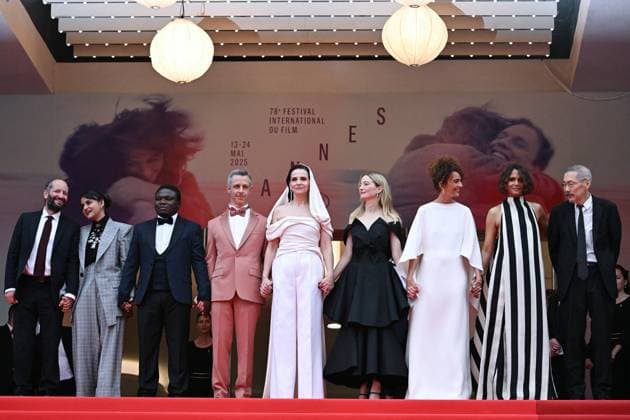 Cannes - Opening Red Carpet AM Alba Rohrwacher, Carlos Reygadas, Payal Kapadia, Hong Sang-soo, Leïla Slimani, Jeremy Strong, Juliette Binoche, Halle Berry and Dieudo Hamadi attending the Opening Ceremony and Leave One Day Premiere at the 78th Cannes Film Festival on May 13, 2025, in Cannes, southern France. Photo by Aurore Marechal ABACAPRESS.COM Cannes France Copyright: xMarechalxAurore ABACAx