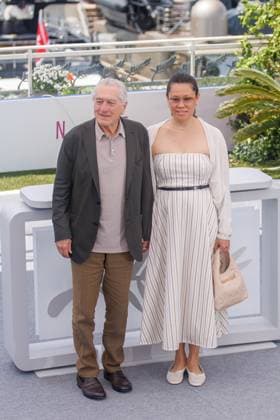 Cannes - Photocall zur Goldenen Ehrenpalme Robert De Niro und Tiffany Chen beim Photocall zur Goldenen Ehrenpalme der 78. Filmfestspiele in Cannes am 13.05.2025. Copyright: xEventpressx