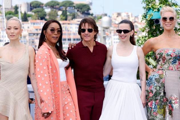 Pom Klementieff, Angela Bassett, Tom Cruise, Hayley Atwell und Hannah Waddingham beim Photocall zum Kinofilm Mission: Impossible 8 - The Final Reckoning auf dem Festival de Cannes 2025 78. Internationale Filmfestspiele von Cannes am Palais des Festivals. Cannes, 14.05.2025