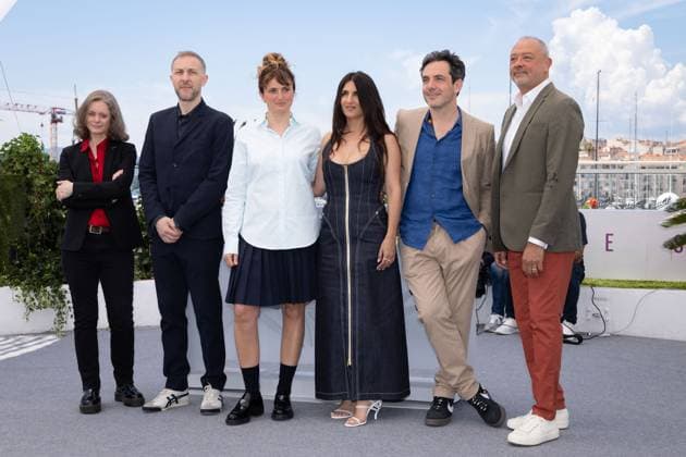 Cannes - Camera D Or Jury Photocall Caméra d Or Jury Member Pascale Marin, Caméra d Or Jury Member, Rachid Hami, Camera d Or Jury President Alice Rohrwacher, Caméra d Or Jury Member Géraldine Nakache, Caméra d Or Jury Member Frédéric Mercier and Caméra d Or Jury Member Tommaso Vergallo attend the Camera D Or Jury photocall at the 78th annual Cannes Film Festival at Palais des Festivals on May 14, 2025 in Cannes, France. Photo by Shootpix ABACAPRESS.COM Cannes France  Copyright: xShootpix ABACAx