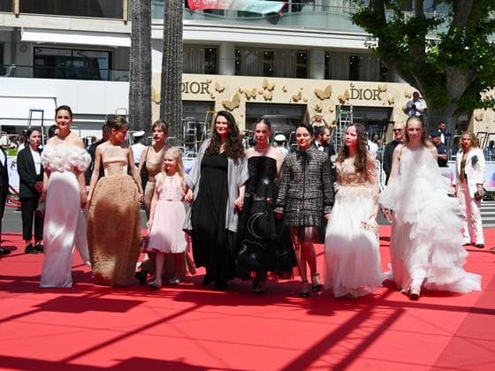 Cannes, France: Cannes, 78th Cannes Film Festival 2025 - day 2 - red carpet of Sound Of Falling In the picture: Luise Heyer, Lea Drinda, Hanna Heckt, Lena Urzendowsky and Susanne Wüst Cannes France  - ZUMAp169 20250514_zea_p169_493 Copyright: xSimonexComix