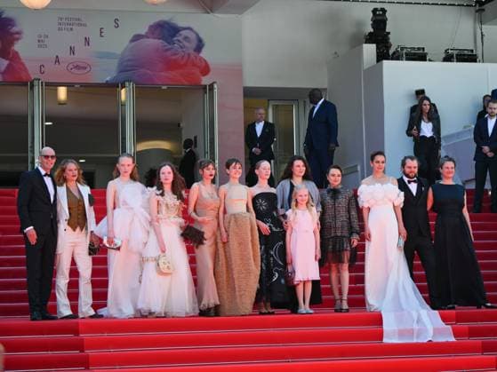 Cannes, France: Cannes, 78th Cannes Film Festival 2025 - day 2 - red carpet of Sound Of Falling In the photo: cast Cannes France  - ZUMAp169 20250514_zea_p169_511 Copyright: xSimonexComix
