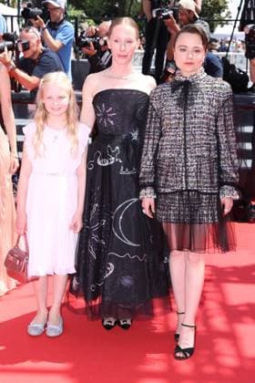 Cannes Sound Of Falling Screening JD Hanna Heckt, Susanne Wust and Lena Urzendowsky walking the red carpet ahead of the screening of Sound of Falling, presented in Competition, Cannes, France on May 14, 2025 as part of the 78th Cannes Film Festival. Jerome Domine ABACAPRESS.COM Cannes France  Copyright: xDominexJerome ABACAx
