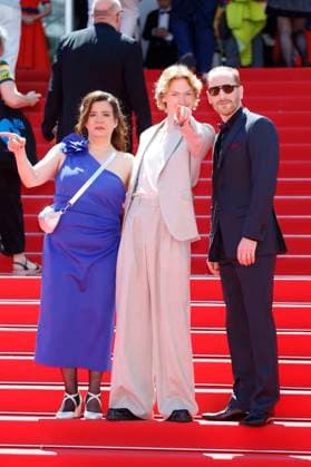 Bärbel Schwarz, Filip Schnack und Martin Rother bei der Premiere des Kinofilms Sound of Falling auf dem Festival de Cannes 2025 78. Internationale Filmfestspiele von Cannes im Palais des Festivals. Cannes, 14.05.2025