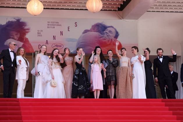 J Walk up the steps for the film Sound of salling at the 78th Cannes International Film Festival Lucas Schmidt, Maren Schmitt, Luzia Oppermann, Laeni Geiseler, guest, Lea Drinda, Susanne Wüst, Hanna Heckt, Mascha Schilinski, Lena Urzendowsky, Luise Heyer, Louise Peters, Fabian Gamper Montée des marches du film Sound of falling lors du 78ème Festival International du Film de Cannes, au Palais des Festivals à Cannes On may 14th 2025 Jacovides Moreau Bestimage Red carpet for the movie Sound of falling during the 78th Cannes International Film Festival at the Palais des Festivals in Cannes, France On may 14th 2025 Cannes France Copyright: xJACOVIDES-MOREAUx xBESTIMAGExJACOVIDES-MOREAUx xBESTIMAGEx