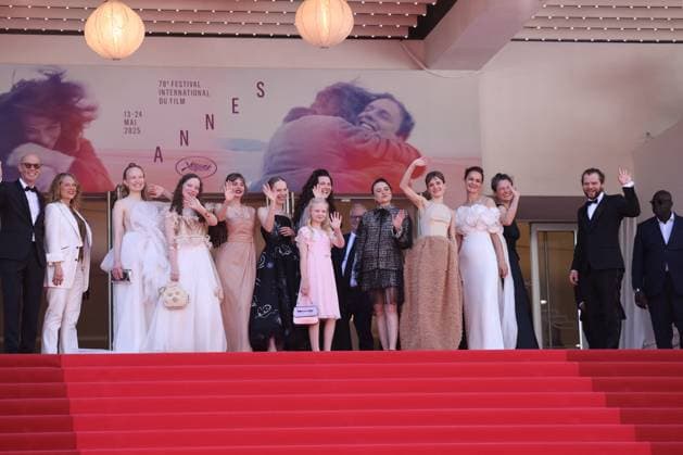 J Walk up the steps for the film Sound of salling at the 78th Cannes International Film Festival Lucas Schmidt, Maren Schmitt, Luzia Oppermann, Laeni Geiseler, guest, Lea Drinda, Susanne Wüst, Hanna Heckt, Mascha Schilinski, Lena Urzendowsky, Luise Heyer, Louise Peters, Fabian Gamper Montée des marches du film Sound of falling lors du 78ème Festival International du Film de Cannes, au Palais des Festivals à Cannes On may 14th 2025 Jacovides Moreau Bestimage Red carpet for the movie Sound of falling during the 78th Cannes International Film Festival at the Palais des Festivals in Cannes, France On may 14th 2025 Cannes France Copyright: xJACOVIDES-MOREAUx xBESTIMAGExJACOVIDES-MOREAUx xBESTIMAGEx