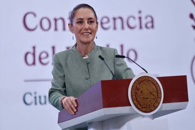 Mexico™s President Claudia Sheinbaum Holds Briefing Mexico™s President Claudia Sheinbaum Pardo, speaks about the possibility of remittances being taxed at 5% from the United States during a briefing conference at National Palace. on May 14, 2025 in Mexico City, Mexico. (Photo by Carlos Santiago Eyepix Group) Copyright: xCarlosxSantiago xEyepixxGroupx CS_14052025_155496
