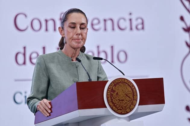 Mexico™s President Claudia Sheinbaum Holds Briefing Mexico™s President Claudia Sheinbaum Pardo, speaks about the possibility of remittances being taxed at 5% from the United States during a briefing conference at National Palace. on May 14, 2025 in Mexico City, Mexico. (Photo by Carlos Santiago Eyepix Group) Copyright: xCarlosxSantiago xEyepixxGroupx CS_14052025_155500