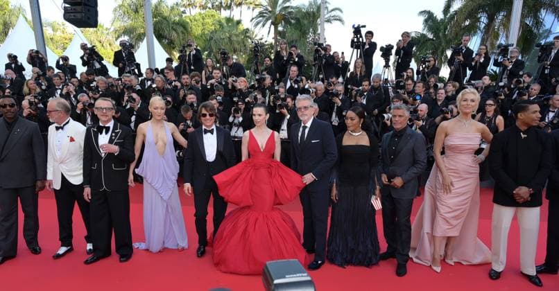 Internationale Filmfestspiele von Cannes, Mission Impossible - The Final Reckoning Premiere Mission Impossible - The Final Reckoning Premiere at 78th Festival de Cannes - Cannes, France CANNES, FRANCE. May 14, 2025: Erik Jendresen, Simon Pegg, Pom Klementieff, Tom Cruise, Angela Bassett, Christopher McQuarrie, Hayley Atwell, Esai Morales, Greg Tarzan Davis & Hannah Waddingham at the premiere for Mission Impossible - The Final Reckoning at the 78th Festival de Cannes. Picture: Paul Smith Featureflash Cannes France  Copyright: xPaulxSmithx xFeatureflashx