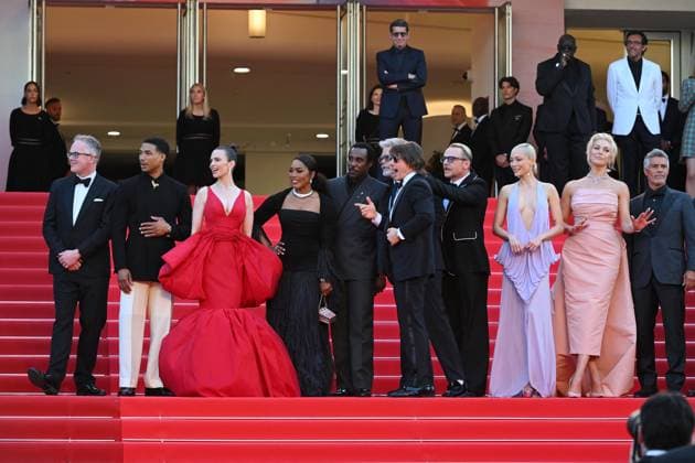 Internationale Filmfestspiele von Cannes, Mission Impossible - The Final Reckoning Premiere Cannes, 78th Cannes Film Festival 2025 - evening 2 - Red Carpet premiere of the film Mission: Impossible – The Final Reckoning Cannes, 78th Cannes Film Festival 2025 - evening 2 - Red Carpet premiere of the film Mission: Impossible – The Final Reckoning In the photo: Angela Bassett, Erik Jendresen, Eddie Hamilton, Greg Tarzan Davis, Hayley Atwell, Tom Cruise, Pom Klementieff, Simon Pegg, Esai Morales, Tramell Tillman, Hannah Waddingham, Christopher McQuarrie Cannes France  Copyright: xIPA ABACAx