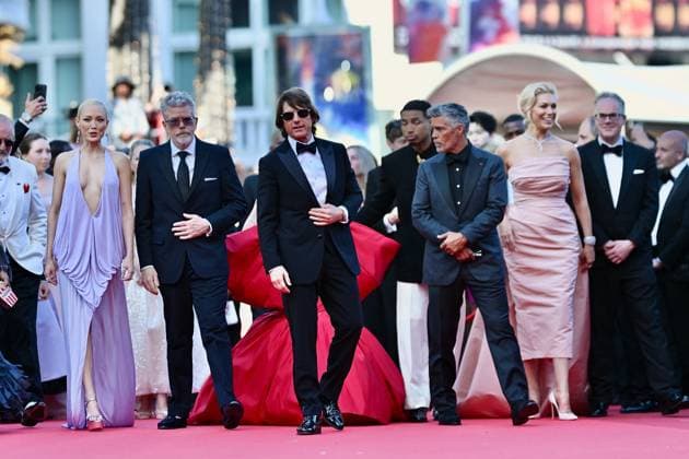 Entertainment Themen der Woche KW20 Entertainment Bilder des Tages Internationale Filmfestspiele von Cannes, Mission Impossible - The Final Reckoning Premiere Cannes - Mission Impossible - The Final Reckoning Red Carpet Tom Cruise, Hayley Atwell, Simon Pegg, Pom Klementieff, Angela Bassett and the cast of Mission: Impossible - The Final Reckoning walking the red carpet for the Out of Competition premiere, Cannes, France on May 14, 2025 as part of the 78th Cannes Film Festival. Photo by Franck Castel ABACAPRESS.COM  Copyright: xCastelxFranck ABACAx