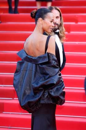 Internationale Filmfestspiele von Cannes, Mission Impossible - The Final Reckoning Premiere Zoe Saldana mit Ehemann Marco Perego bei der Premiere des Kinofilms Mission: Impossible 8 - The Final Reckoning auf dem Festival de Cannes 2025 78. Internationale Filmfestspiele von Cannes im Palais des Festivals. Cannes, 14.05.2025