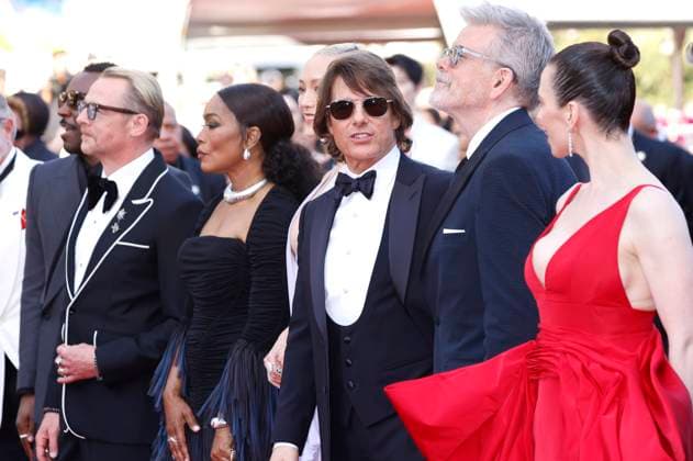 Internationale Filmfestspiele von Cannes, Mission Impossible - The Final Reckoning Premiere Tramell Tillman, Simon Pegg, Angela Bassett, Pom Klementieff, Tom Cruise, Christopher McQuarrie und Hayley Atwell bei der Premiere des Kinofilms Mission: Impossible 8 - The Final Reckoning auf dem Festival de Cannes 2025 78. Internationale Filmfestspiele von Cannes im Palais des Festivals. Cannes, 14.05.2025