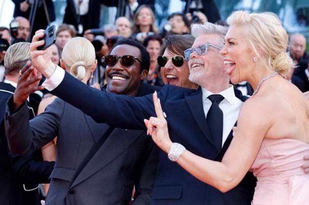 Internationale Filmfestspiele von Cannes, Mission Impossible - The Final Reckoning Premiere Tramell Tillman, Tom Cruise, Christopher McQuarrie und Hannah Waddingham bei der Premiere des Kinofilms Mission: Impossible 8 - The Final Reckoning auf dem Festival de Cannes 2025 78. Internationale Filmfestspiele von Cannes im Palais des Festivals. Cannes, 14.05.2025