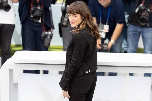 Mission: Impossible - The Final Reckoning , Photocall in Cannes, 14.05.2025 Cannes, Frankreich - 14.5.2024: Juliette Armanet während des Photo Call zu Partir Un Jour während der 78. Internationalen Filmfestspiele von Cannes. Die Filmfestspiele finden vom 13. bis 24. Mai 2025 statt. Cannes Palais des Festivals et des Cong Provence-Alpes-Cote dÕAzur Frankreich Copyright: xChristianxEnderx