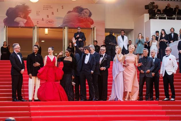 Festival de Cannes - Premiere Mission Impossible The Final Reckoning Greg Tarzan Davis, Hayley Atwell, Angela Bassett, Tramell Tillman, Thierry Fremaux, Simon Pegg, Tom Cruise, Pom Klementieff, Iris Knobloch, Hannah Waddingham, Esai Morales und Brian Robbins bei der Premiere von Mission: Impossible The Final Reckoning während der 78. Filmfestspiele in Cannes am 14.05.2025. Copyright: xEventpressxKochanx