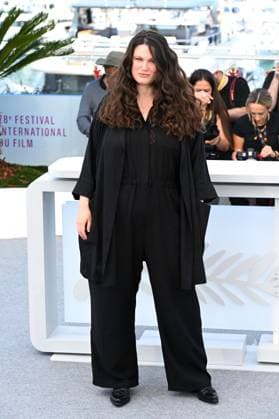 Cannes, 78th Cannes Film Festival 2025 - day 3 - Photocall of the film Sound of Falling . Cannes, 78th Cannes Film Festival 2025 - day 3 - Photocall of the film Sound of Falling . In the photo Mascha Schilinski Cannes Cannes France  Copyright: xIPA ABACAx