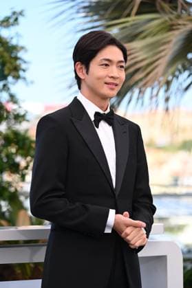 CINEMA : 78eme Festival de Cannes - Photocalls - 15 05 2025 CANNES, FRANCE - 15 MAI (G-D) : Kouhei MATSUSHITA, Acteur, lors du photocall du film Â« A Pale View of Hills Â» Un Certain Regard Â» lors du 78eme Festival de Cannes au Palais des Festivals le 15 mai 2025 Ã Cannes, France. CannesFrance  Copyright: xValentinaxClaretx