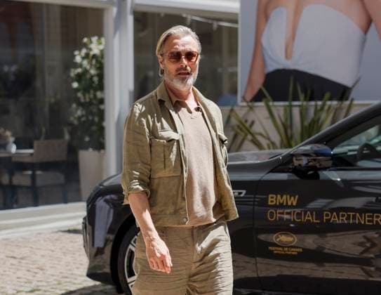 Cannes Mads Mikkelsen out Hotel Martinez MP Mads Mikkelsen is going out Hotel Martinez ahead of the 78th Cannes Film Festival on May 15, 2025 in Cannes, France. Photo by Marco Piovanotto ABACAPRESS.COM  Copyright: xPiovanottoxMarco ABACAx