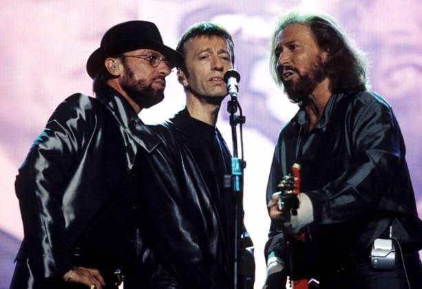 RECORD DATE NOT STATED THE BEE GEES - ROBIN GIBB, MAURICE GIBB, BARRY GIBB singing, live, concert, stage Ref: 7724 London Great Britain Copyright: xJamesxMcCauley CapitalxPicturesx