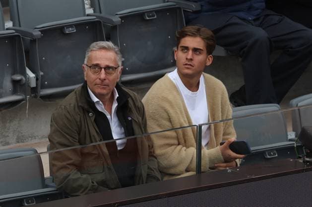 Tennis, Prominente Zuschauer beim Turnier in Rom Tennis VIPs in the Tribune - ATP Master 1000 Quarterfinals, Men s Singles at the Foro Italico in Rome, Jannik Sinner (ITA) against Casper Ruud (NOR) Rome, Italy 05 15 2025: VIPs in the stands (Poalo Bonolis, Davide Bonolis, Calderone, Massimo Giletti, Ferzan Özpetek, Noemi) to watch the Men s Singles Quarter-final match between Jannik Sinner (ITA) and Casper Ruud (NOR) during the Internazionali BNL d Italia 2025 ATP Masters Men s 1000 circuit in Rome at the Foro Italico. Rome italy Italy  Copyright: xIPA ABACAx