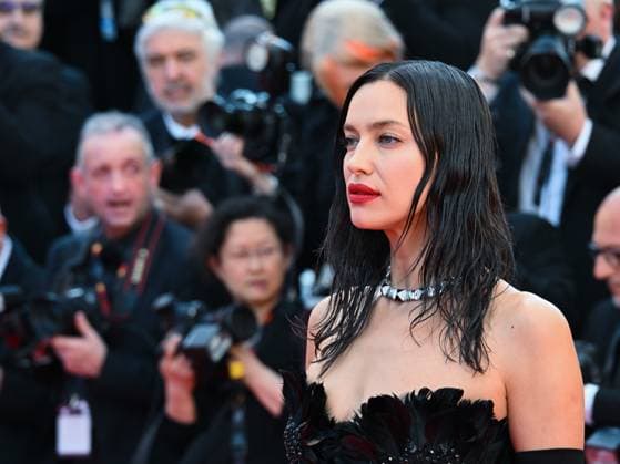 Cannes, 78th Cannes Film Festival 2025 - evening 3 - red carpet of the film Dossier 137 (Case 137) - In the photo: Irina Shayk  Copyright: xManuelexMangiarottix xipa-agency.netx xPoolxPhotoxEventsx05x IPA_Agency_IPA57734877