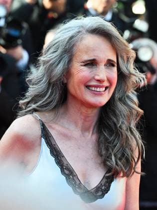 Cannes, 78th Cannes Film Festival 2025 - evening 3 - red carpet of the film Dossier 137 Cannes, 78th Cannes Film Festival 2025 - evening 3 - red carpet of the film Dossier 137 (Case 137) - In the photo: Andie MacDowell cannes France  Copyright: xIPA ABACAx