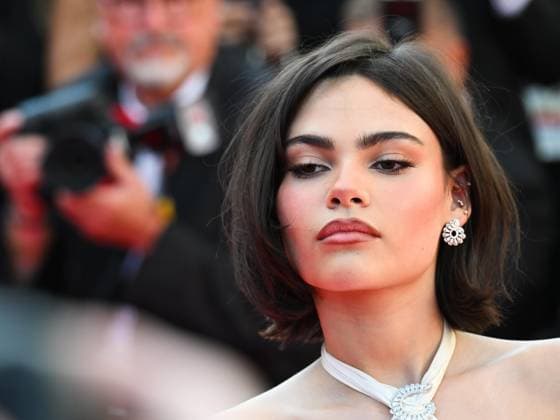 Cannes, France: Cannes, 78th Cannes Film Festival 2025 - evening 3 - red carpet of the film Dossier 137 (Case 137) - In the photo: Ariana Greenblatt Cannes France  - ZUMAp169 20250515_zea_p169_1128 Copyright: xManuelexMangiarottix