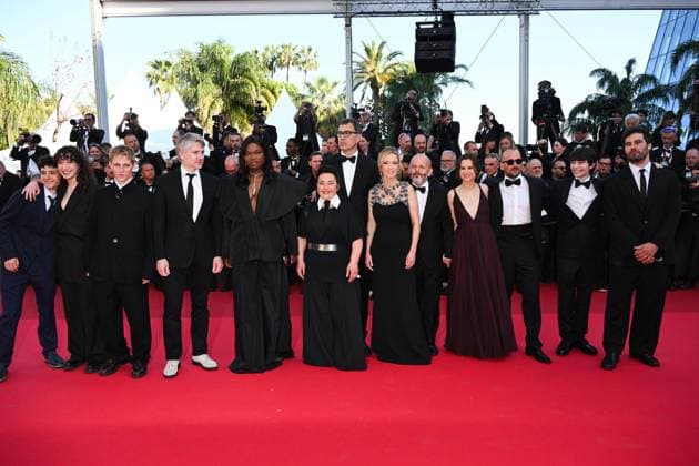 Cannes, Cannes, France: Cannes, 78th Cannes Film Festival 2025 - evening 3 - red carpet of the film Dossier 137 (case 137) - In the photo: Stanislas Merhar, Guslagie Malanda, Mathilde Riu, CÃ me Peronnet, SolÃ n Machado-Graner, Sandra Colombo, Dominik Moll, Mathilde Roehrich, LÃ a Drucker, Valentin Campagne, Theo Costa - Marini, Jonathan Turnbull and Gilles Marchand Cannes France  - ZUMAp169 20250515_zea_p169_1311 Copyright: xSimonexComix