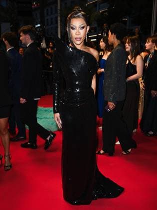 Cannes, France: Cannes, 78th Cannes Film Festival 2025 - evening 3 - red carpet of the film Sirat - In the photo: guest Cannes France  - ZUMAp169 20250515_zea_p169_1463 Copyright: xManuelexMangiarottix