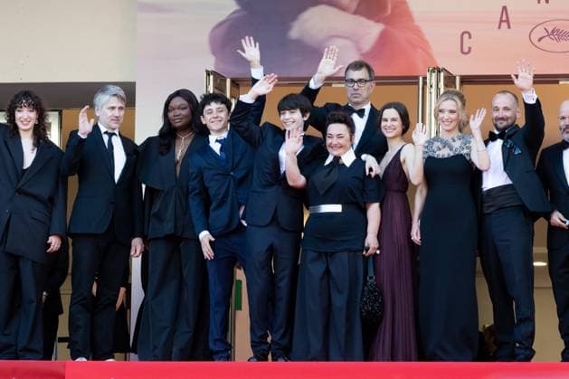 Dossier 137 (Case 137) Red Carpet - The 78th Annual Cannes Film Festival (L-R) Mathilde Riu, Stanislas Merhar, Guslagie Malanda, Cà me Peronnet, Solà n Machado-Graner, Sandra Colombo, Dominik Moll, Mathilde Roehrich, Là a Drucker, Jonathan Turnbull, Gilles Marchand, Theo Costa - Marini and Valentin Campagne attends the Dossier 137 (Case 137) red carpet at the 78th annual Cannes Film Festival at Palais des Festivals on May 15, 2025 in Cannes, France Copyright: xKazukoxWakayamax