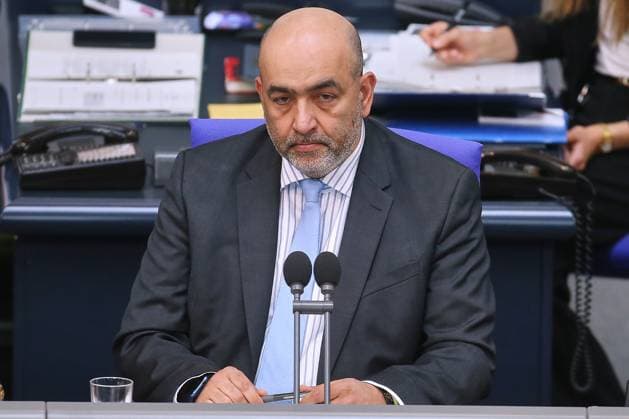 Berlin, Deutschland, 15.05.2025: Deutscher Bundestag: 4. Bundestagssitzung: Omid Nouripour, Grüne *** Berlin, Germany, 15 05 2025 German Bundestag 4 Bundestag session Omid Nouripour, Greens Copyright: xdtsxNachrichtenagenturx dts_67244