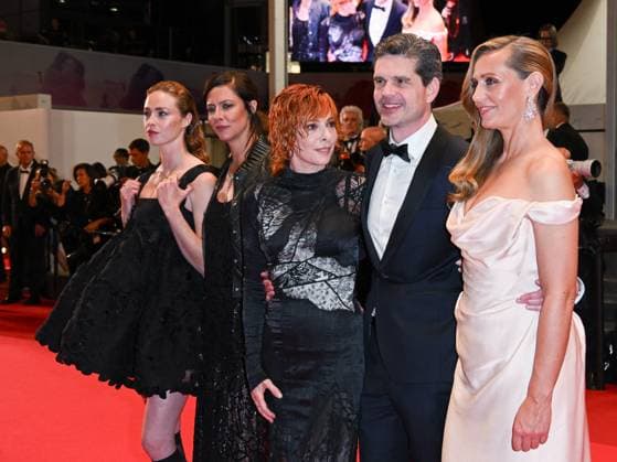 Cannes, 78th Cannes Film Festival 2025 - night 3 - red carpet of the film Dalloway Cannes, 78th Cannes Film Festival 2025 - evening 3 - red carpet of the film Dalloway In the photo: Freya Mavor, Anna Mouglalis, Mylène Farmer, Yann Gozlan and Cécile de France cannes France  Copyright: xIPA ABACAx