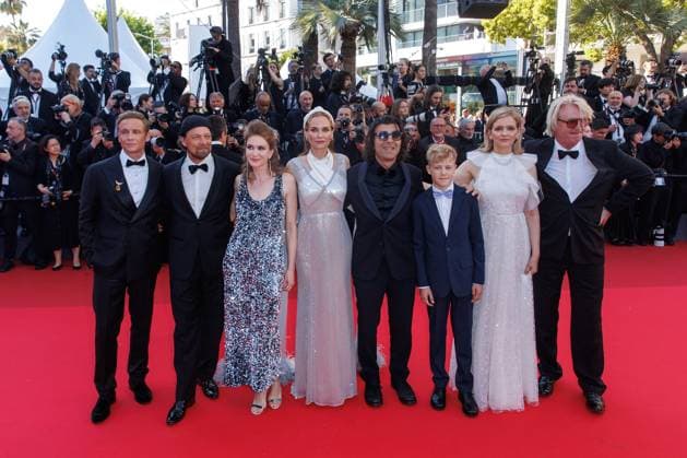 Festival de Cannes - Dossier 137 Premiere Matthias Schweighöfer, Lars Jessen, Lisa Hagmeister, Diane Kruger, Fatih AkÄ±n, Jasper Billerbeck, Laura Tonke und Detlev Buck bei der Premiere zu Dossier 137 während der 78. Filmfestspiele in Cannes im Palais de Festival am 15.05.2025. Copyright: xEventpressxKochanx