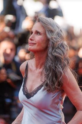 Festival de Cannes - Dossier 137 Premiere Andie MacDowell bei der Premiere zu Dossier 137 während der 78. Filmfestspiele in Cannes im Palais de Festival am 15.05.2025. Copyright: xEventpressxKochanx
