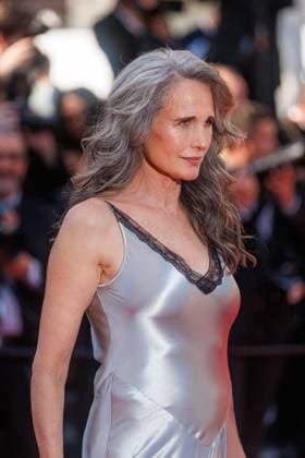 Festival de Cannes - Dossier 137 Premiere Andie MacDowell bei der Premiere zu Dossier 137 während der 78. Filmfestspiele in Cannes im Palais de Festival am 15.05.2025. Copyright: xEventpressxKochanx
