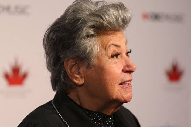May 15, 2025, Calgary, Ab, Canada: Ginette Reno poses on the red carpet for the Canadian Music Hall of Fame ceremony in Calgary on Thursday, May 15, 2025. Calgary Canada  - ZUMAc35_ 20250515_zaf_c35_156 Copyright: xDavexChidleyx