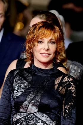 J Montée des marches du film Dalloway lors du 78ème Festival International du Film de Cannes Mylène Farmer Montée des marches du film Dalloway lors du 78ème Festival International du Film de Cannes, au Palais des Festivals à Cannes On may 15th 2025 Jacovides Moreau Bestimage Red carpet for the movie Dalloway during the 78th Cannes International Film Festival at the Palais des Festivals in Cannes, France On may 15th 2025 Cannes France  Copyright: xJACOVIDES-MOREAUx xBESTIMAGExJACOVIDES-MOREAUx xBESTIMAGEx