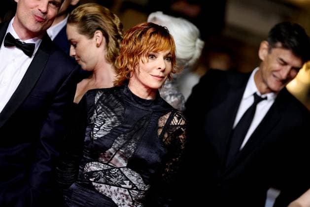 J Montée des marches du film Dalloway lors du 78ème Festival International du Film de Cannes Mylène Farmer Montée des marches du film Dalloway lors du 78ème Festival International du Film de Cannes, au Palais des Festivals à Cannes On may 15th 2025 Jacovides Moreau Bestimage Red carpet for the movie Dalloway during the 78th Cannes International Film Festival at the Palais des Festivals in Cannes, France On may 15th 2025 Cannes France  Copyright: xJACOVIDES-MOREAUx xBESTIMAGExJACOVIDES-MOREAUx xBESTIMAGEx