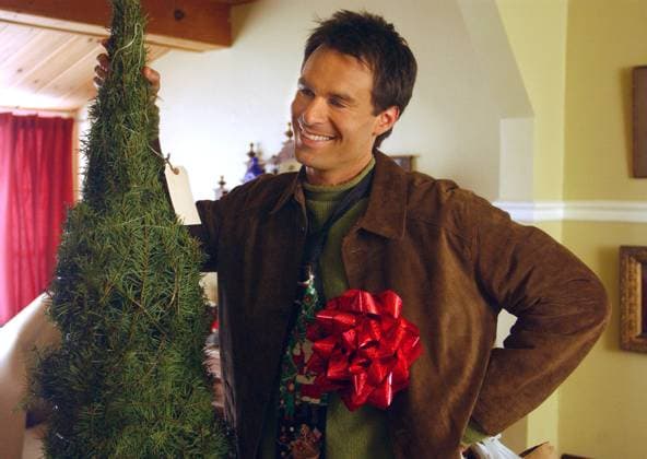 A Boyfriend For Christmas - filmstill PATRICK MULDOON in A Boyfriend For Christmas Copyright: xSuppliedxbyxCapitalxPicturesx