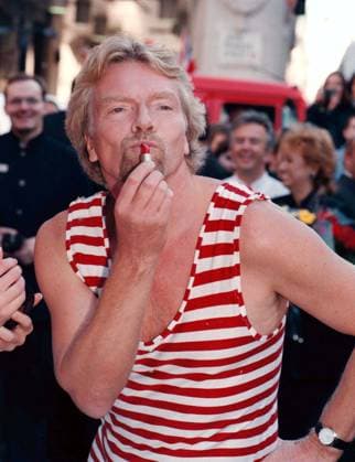 Archivbilder der Woche KW20 Launches His New Cosmetics & Toiletries Business Virgin Vie RICHARD BRANSON Richard Branson Launches His New Cosmetics & Toiletries Business Virgin Vie In Oxford Street Ref: KB red white striped singlet, lipstick, half length, half-length London Great Britain Copyright: xKirstyxBarclay CapitalxPicturesx