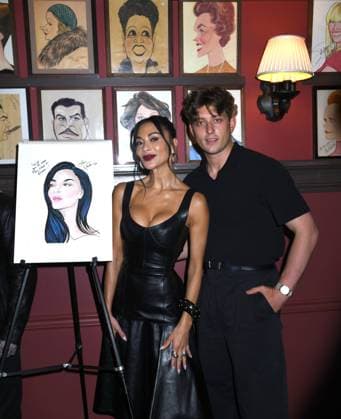 May 15, 2025, New York, Ny, United States: Nicole Scherzinger and Tom Francis pose during a celebration for her Sardi s portrait unveiling for Nicole Scherzinger s Broadway debut in Sunset Blvd. at Sardi s in New York. May 15, 2025. New York United States - ZUMAp281 20250515_zea_p281_058 Copyright: xPhotoxImagexPressx