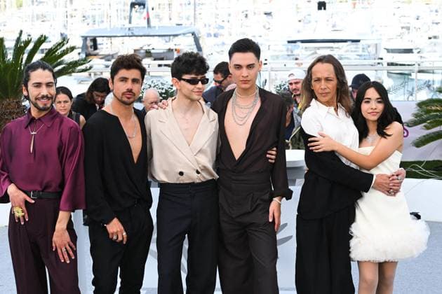 Cannes, 78th Cannes Film Festival 2025 - day 4 - Photocall of the film La Misteriosa Mirada Del Flamenco Cannes, 78th Cannes Film Festival 2025 - day 4 - Photocall of the film La Misteriosa Mirada Del Flamenco . In the picture Francisco Díaz, Pedro Munoz, Diego Céspedes, Matías Catalán, Paula Dinamarca and Tamara Cortés Cannes France  Copyright: xIPA ABACAx