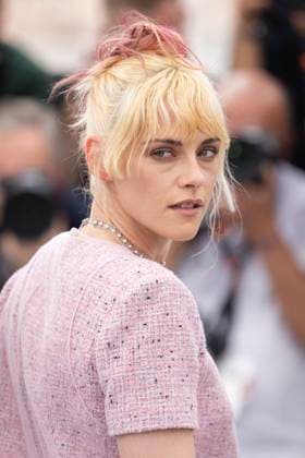 Photocall de The Chronology of Water lors du 78ème Festival International du Film de Cannes Kristen Stewart au Photocall de The Chronology of Water lors du 78ème Festival International du Film de Cannes, le 16 mai 2025 Moreau Jacovides Bestimage Photocall for The Chronology of Water at the 78th Cannes International Film Festival, on May 16th, 2025 Cannes France  Copyright: xJACOVIDES-MOREAUx xBESTIMAGExJACOVIDES-MOREAUx xBESTIMAGEx