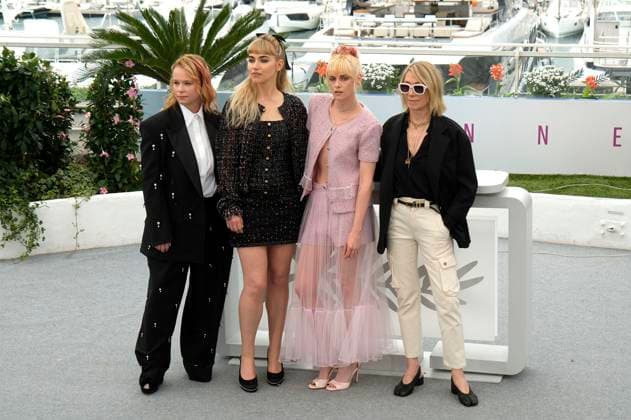 Thora Birch, Imogen Poots, Kristen Stewart und Kim Gordon beim Photocall zum Kinofilm The Chronology of Water auf dem Festival de Cannes 2025 78. Internationale Filmfestspiele von Cannes am Palais des Festivals. Cannes, 16.05.2025